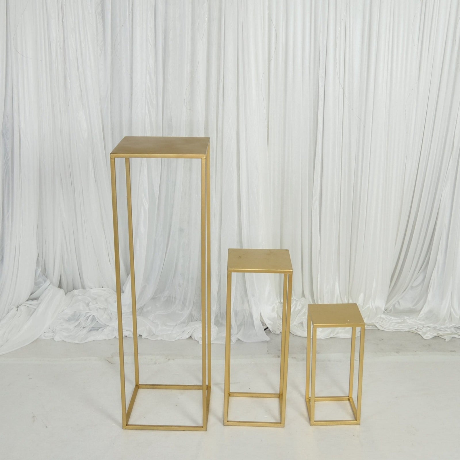 Location - Lot de 3 sellettes rectangulaires en Métal de couleur doré