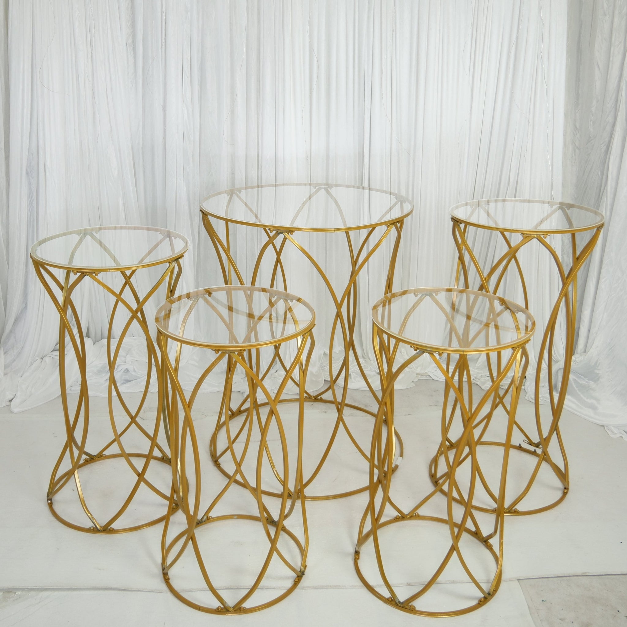 Location - Table à gâteau Somptueuse Sélène - 70cm