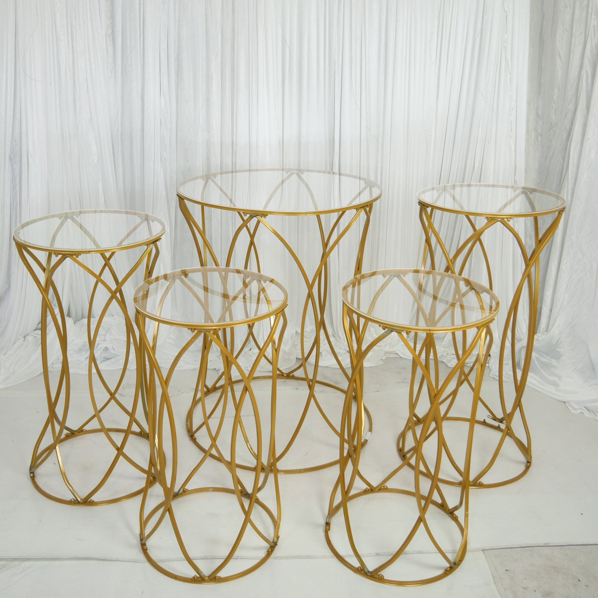 Location - Table à gâteau somptueuse Minerva Miniature - 40cm