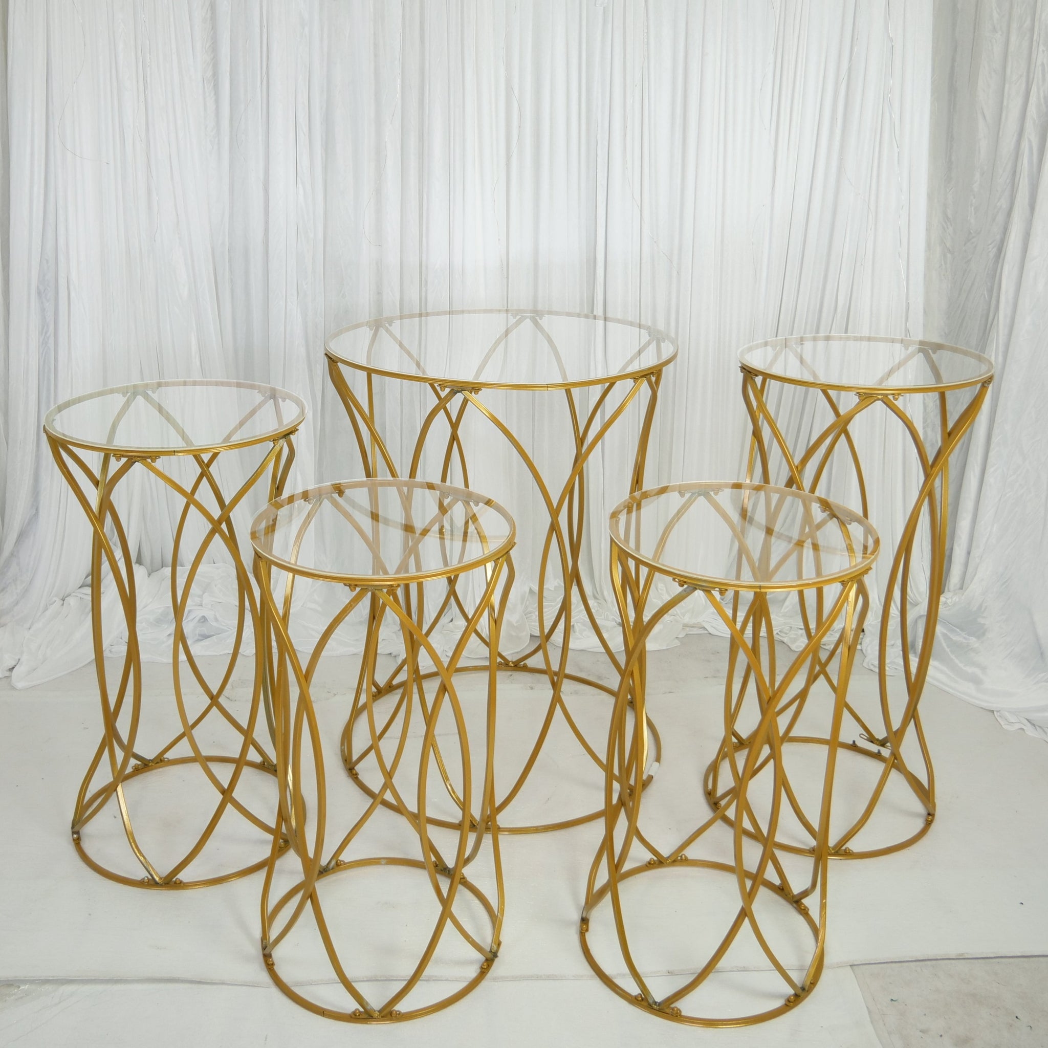 Location - Set de Tables à gâteaux somptueuses dorées - lot de 5