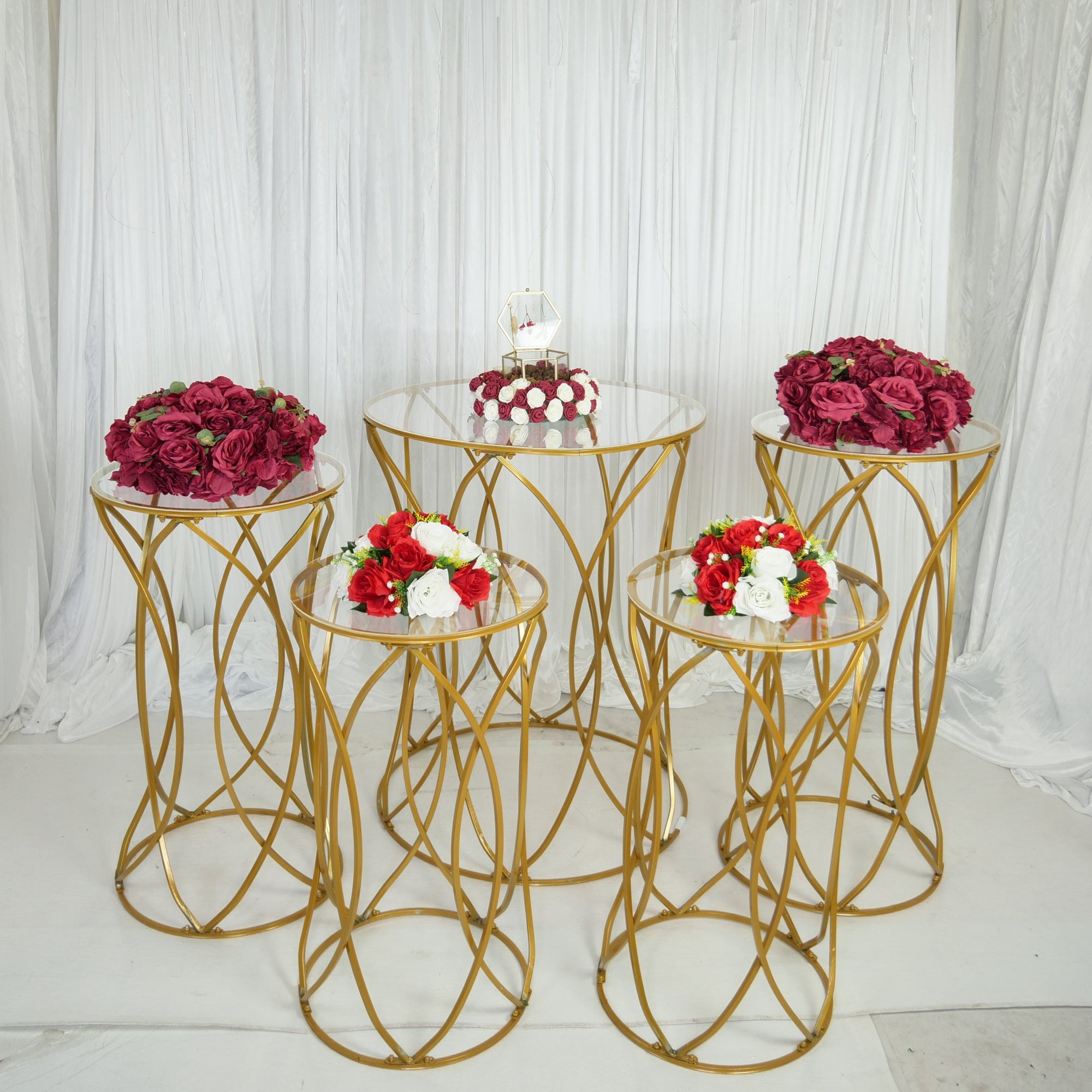 Location - Set de Tables à gâteaux somptueuses dorées - lot de 5