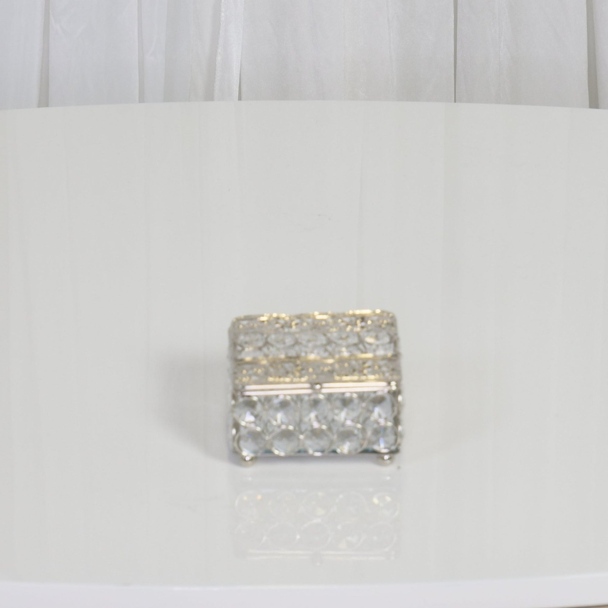 Location - petite boite à fiançailles/bagues argentée