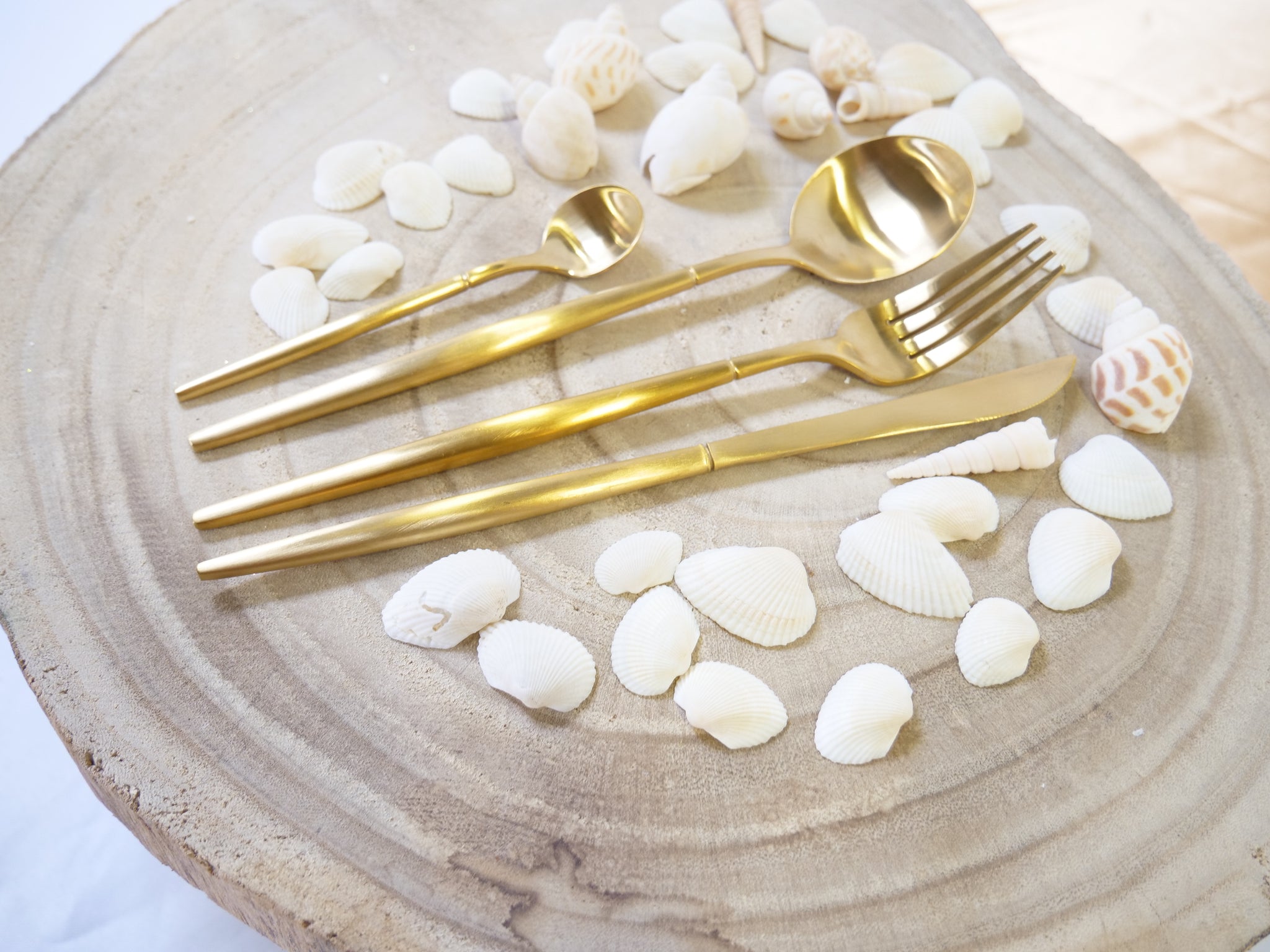 Location - Kit couverts prestige Doré (4 pièces)