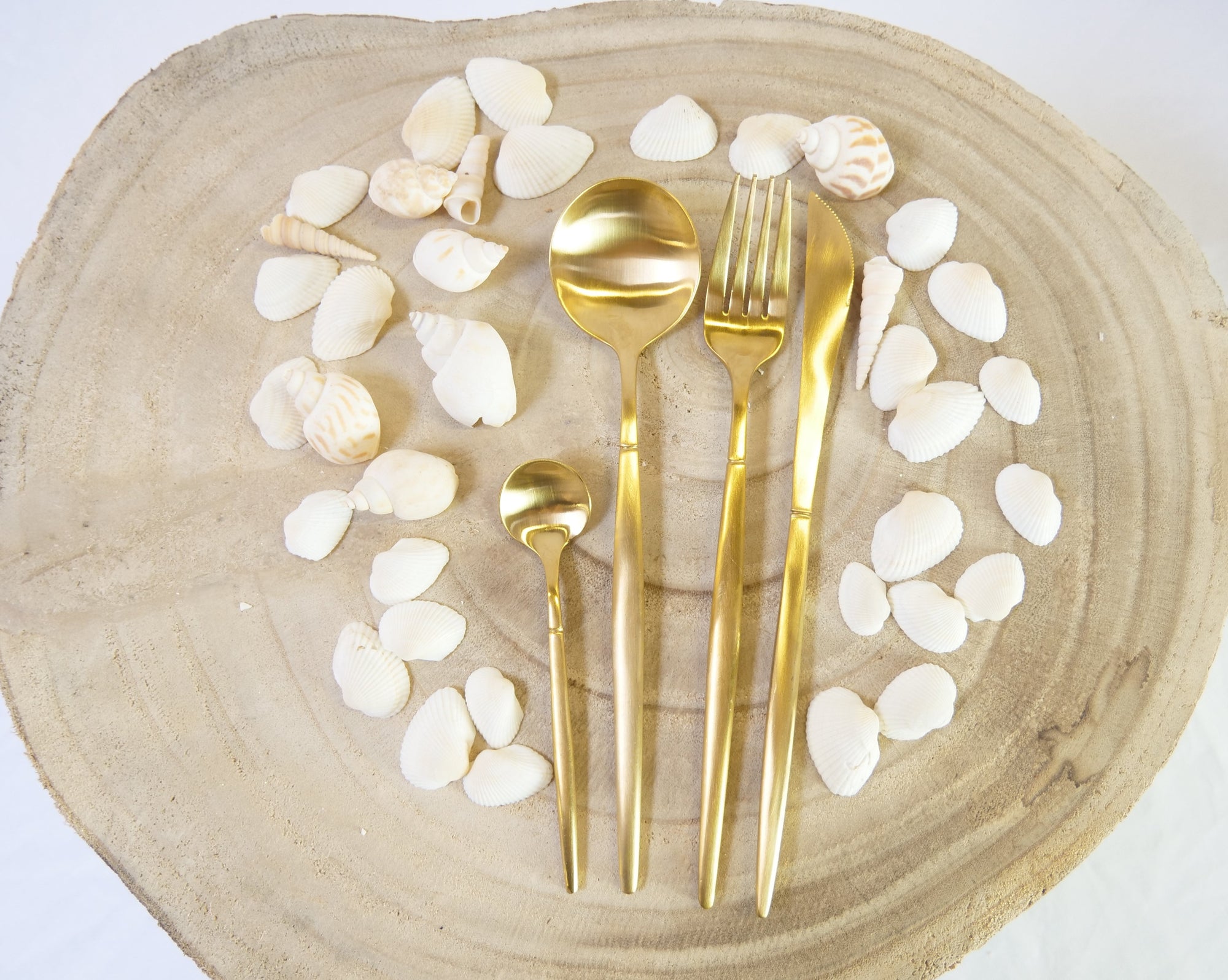 Location - Kit couverts prestige Doré (4 pièces)