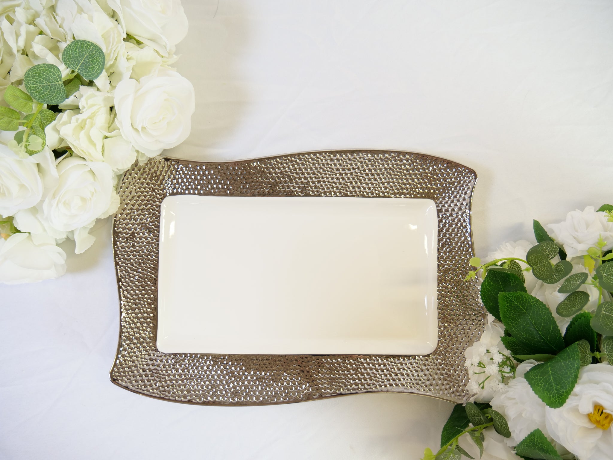 Location - Assiette rectangulaire argentée vague 40cm