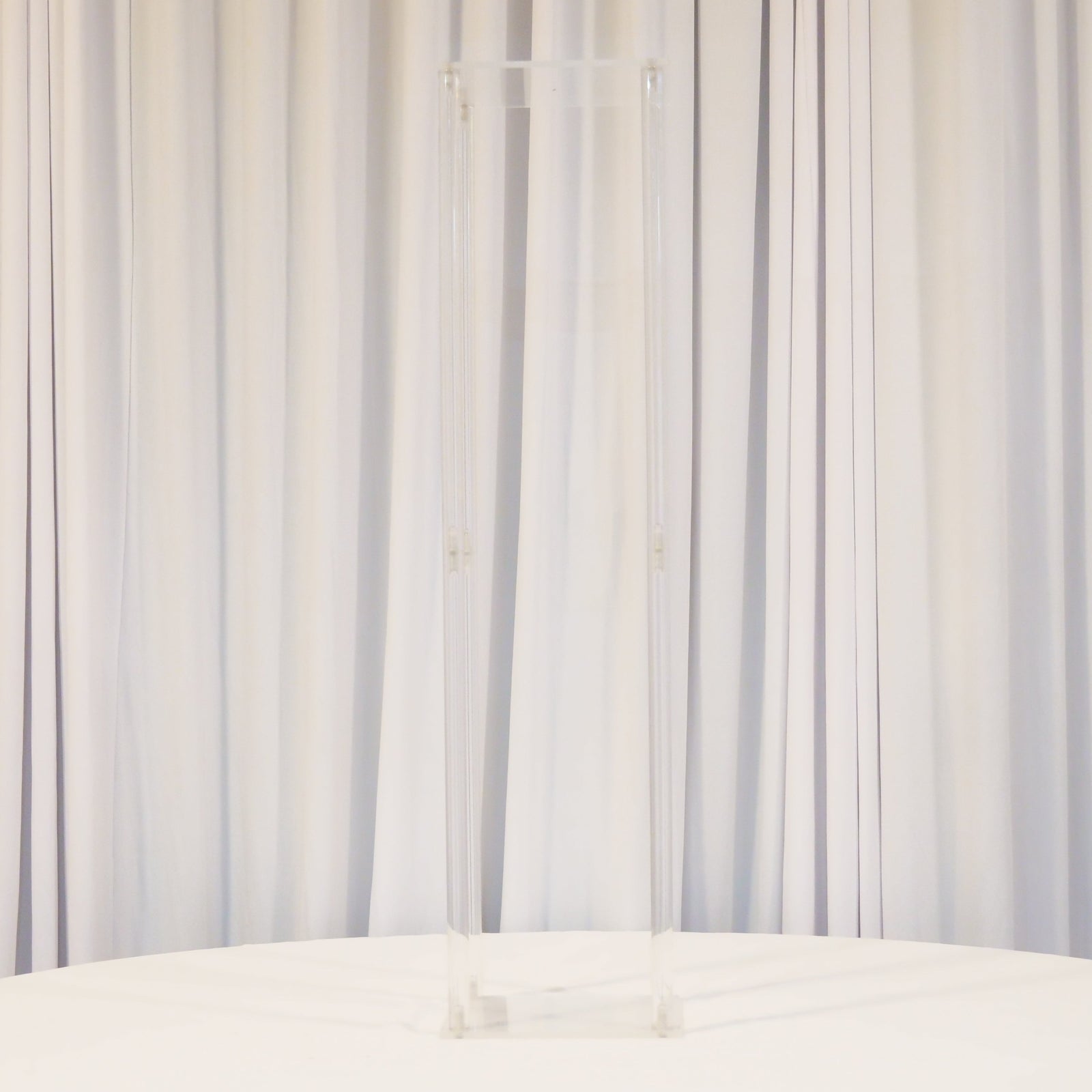 Location - Centre Table Acrylique 80cm