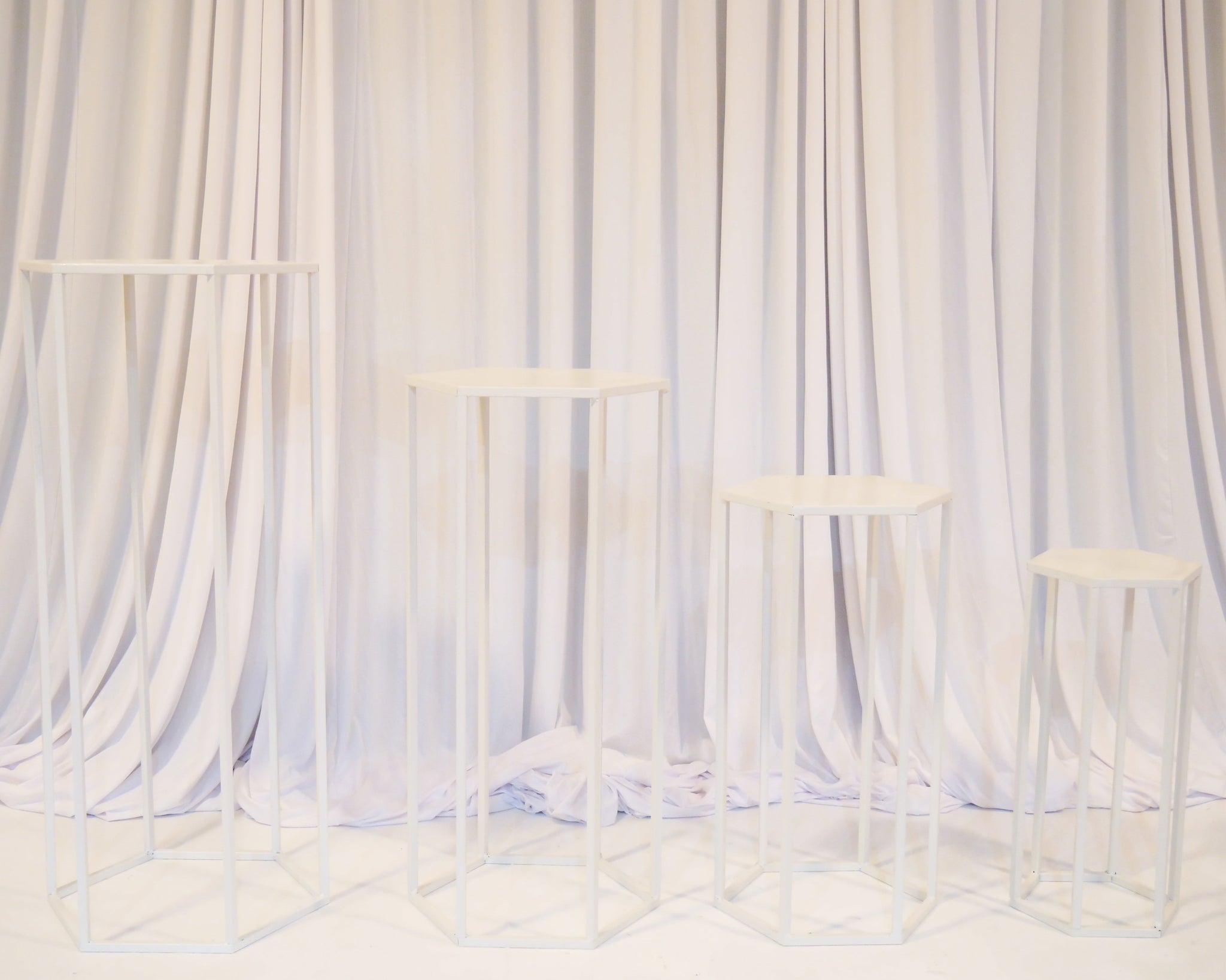 Location - Lot de 4 sellettes hexagonales en Métal de couleur blanc Premium