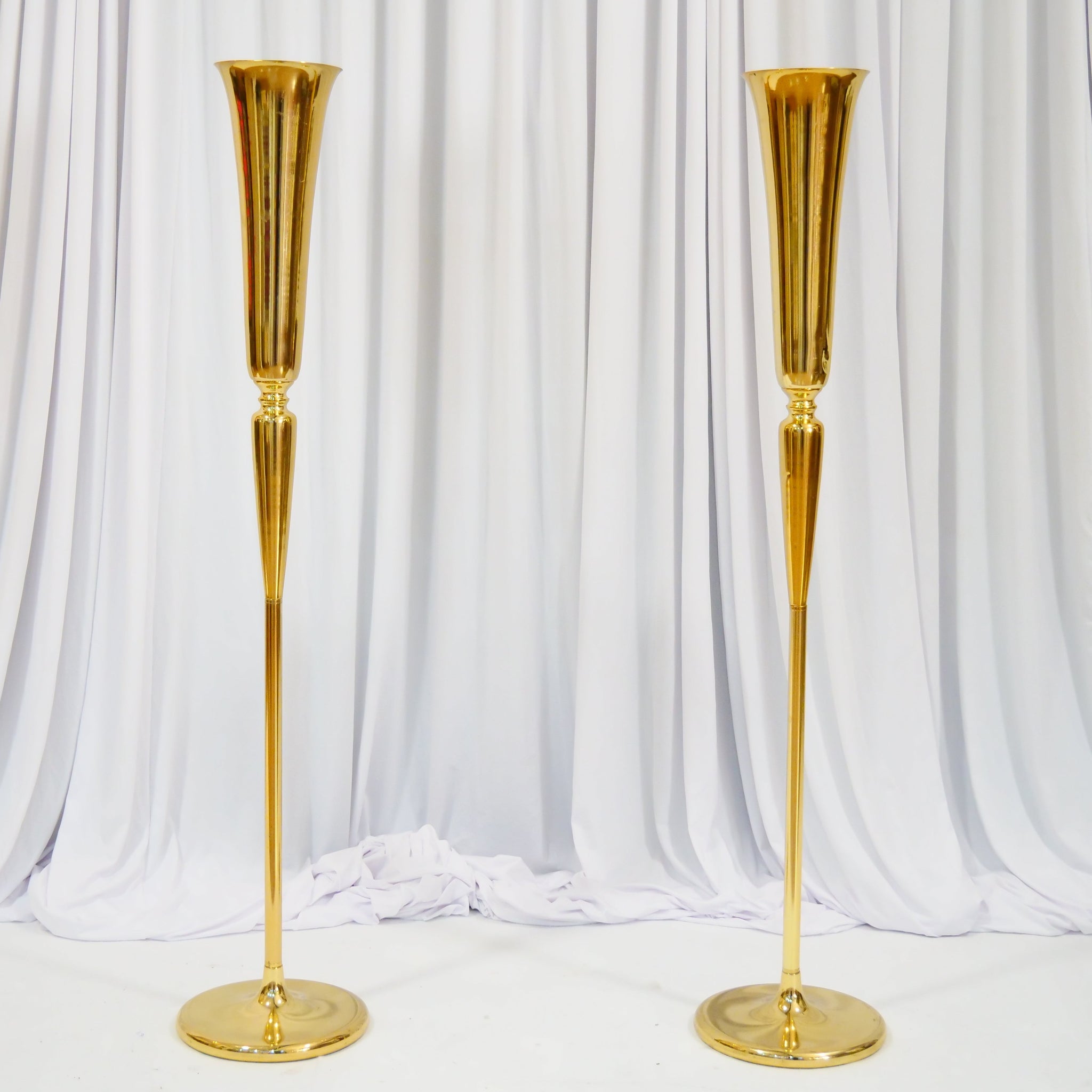 Location - Allée centrale décorée - Imagine doré