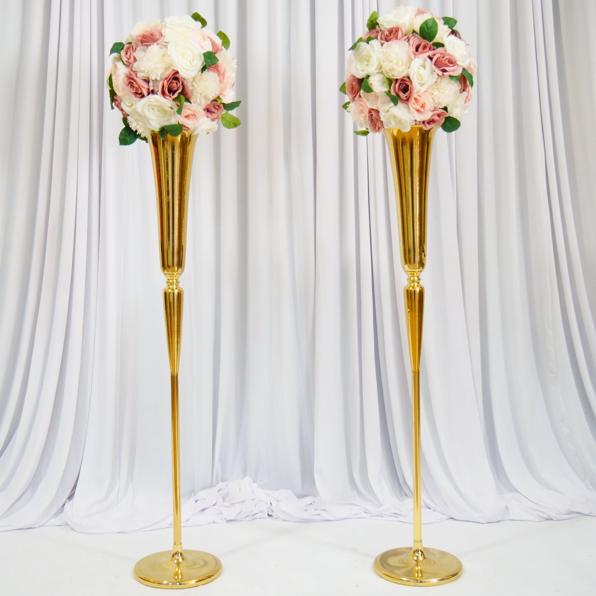 Location - Allée centrale décorée - Imagine doré