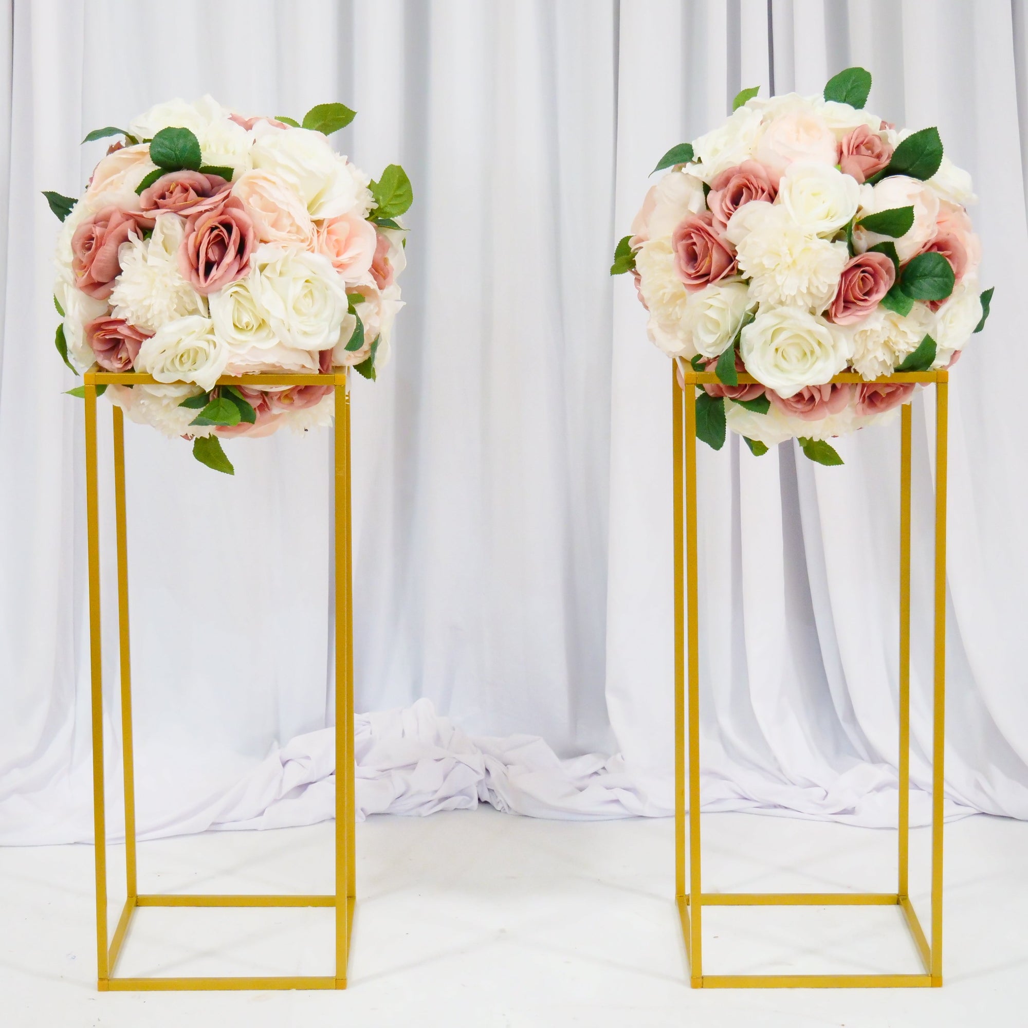 Location - Allée centrale décorée - Récital Doré 60