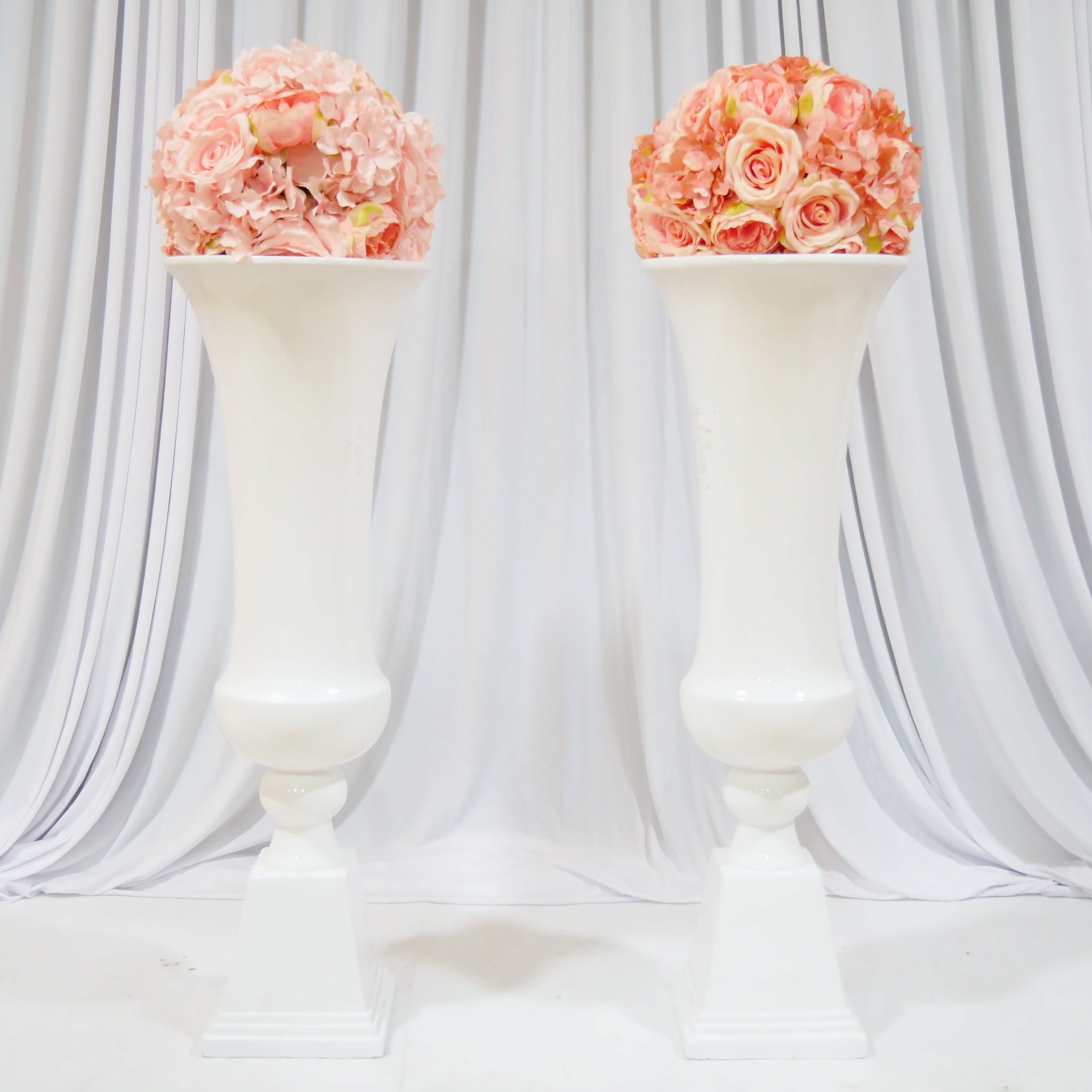 Location - Allée centrale décorée - Vase Luxe