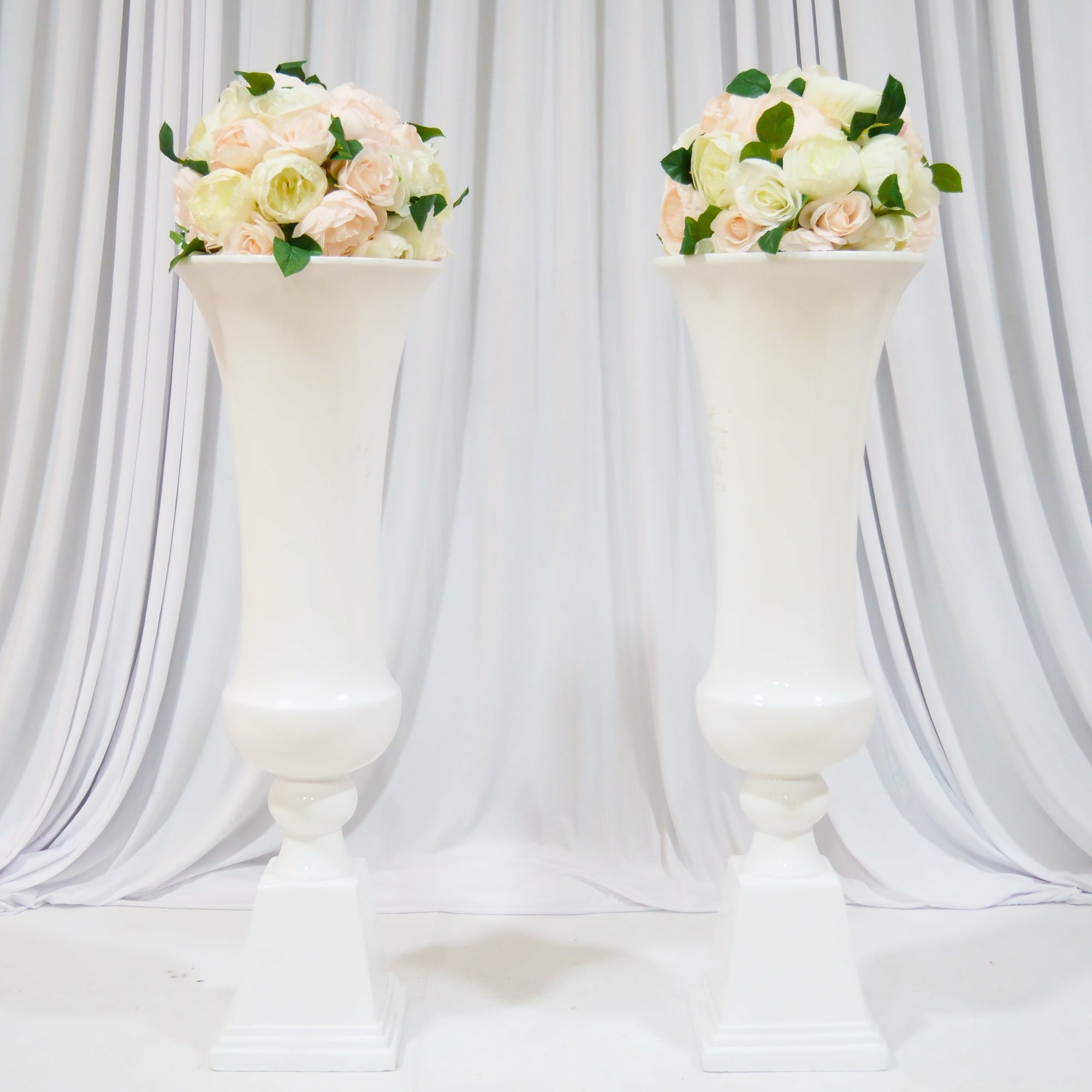 Location - Allée centrale décorée - Vase Luxe