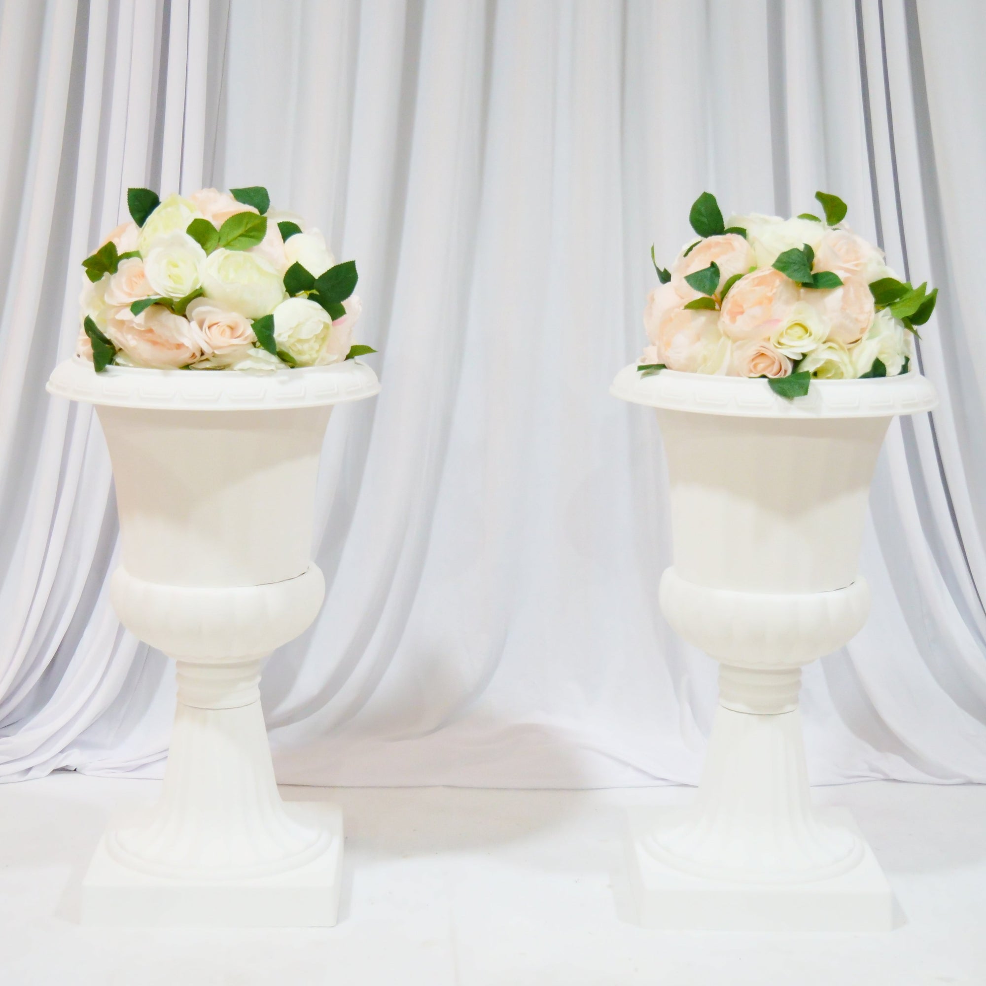 Location - Allée centrale décorée - Vasile 67