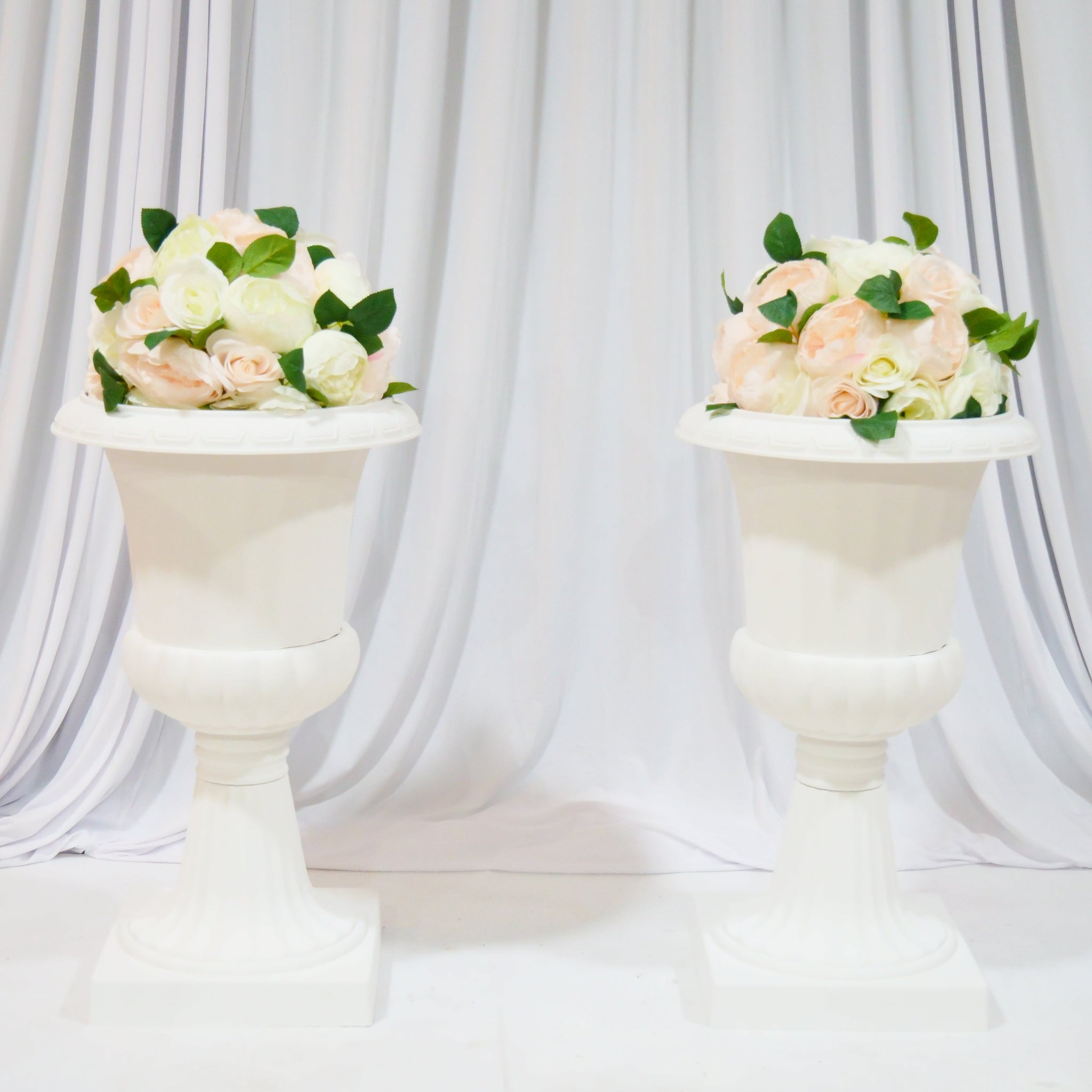 Location - Allée centrale décorée - Vasile 67