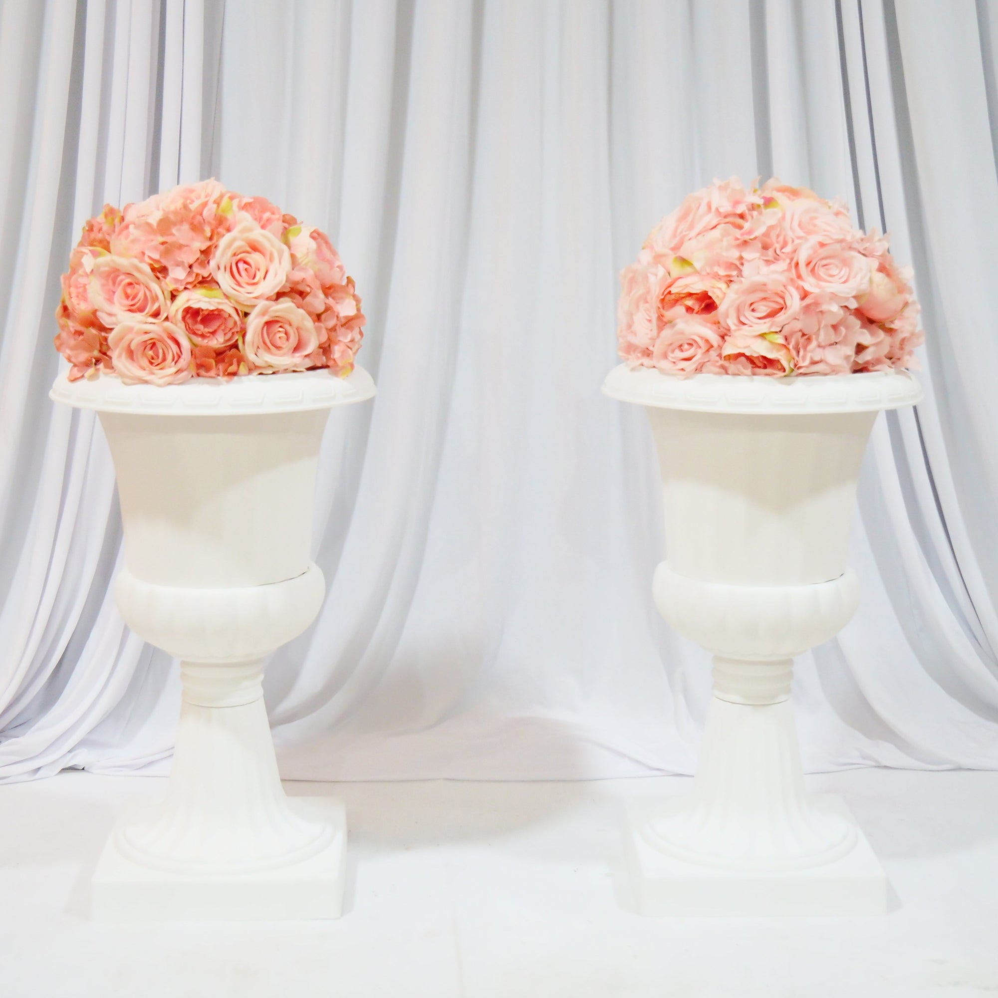 Location - Allée centrale décorée - Vasile 67