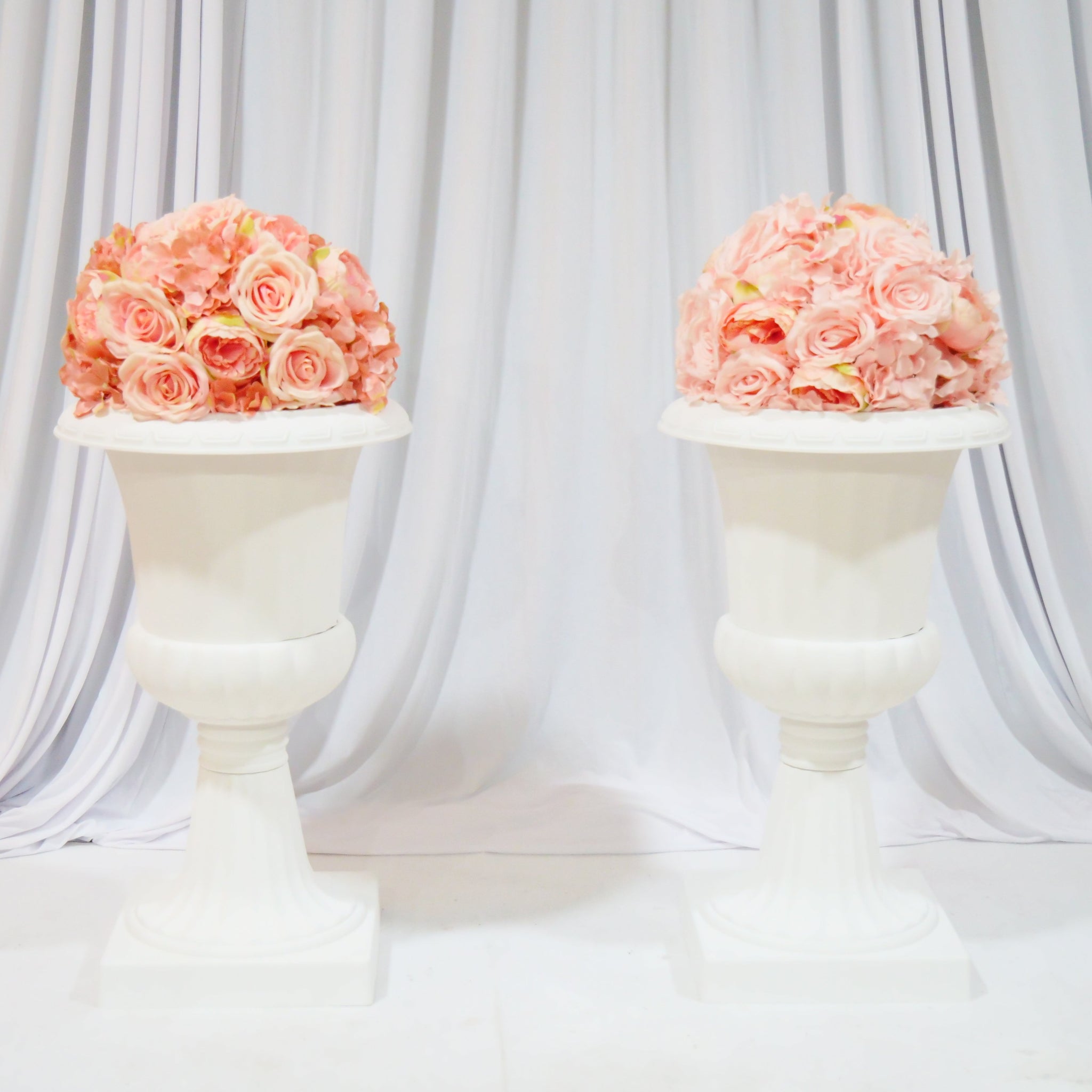 Location - Allée centrale décorée - Vasile 67