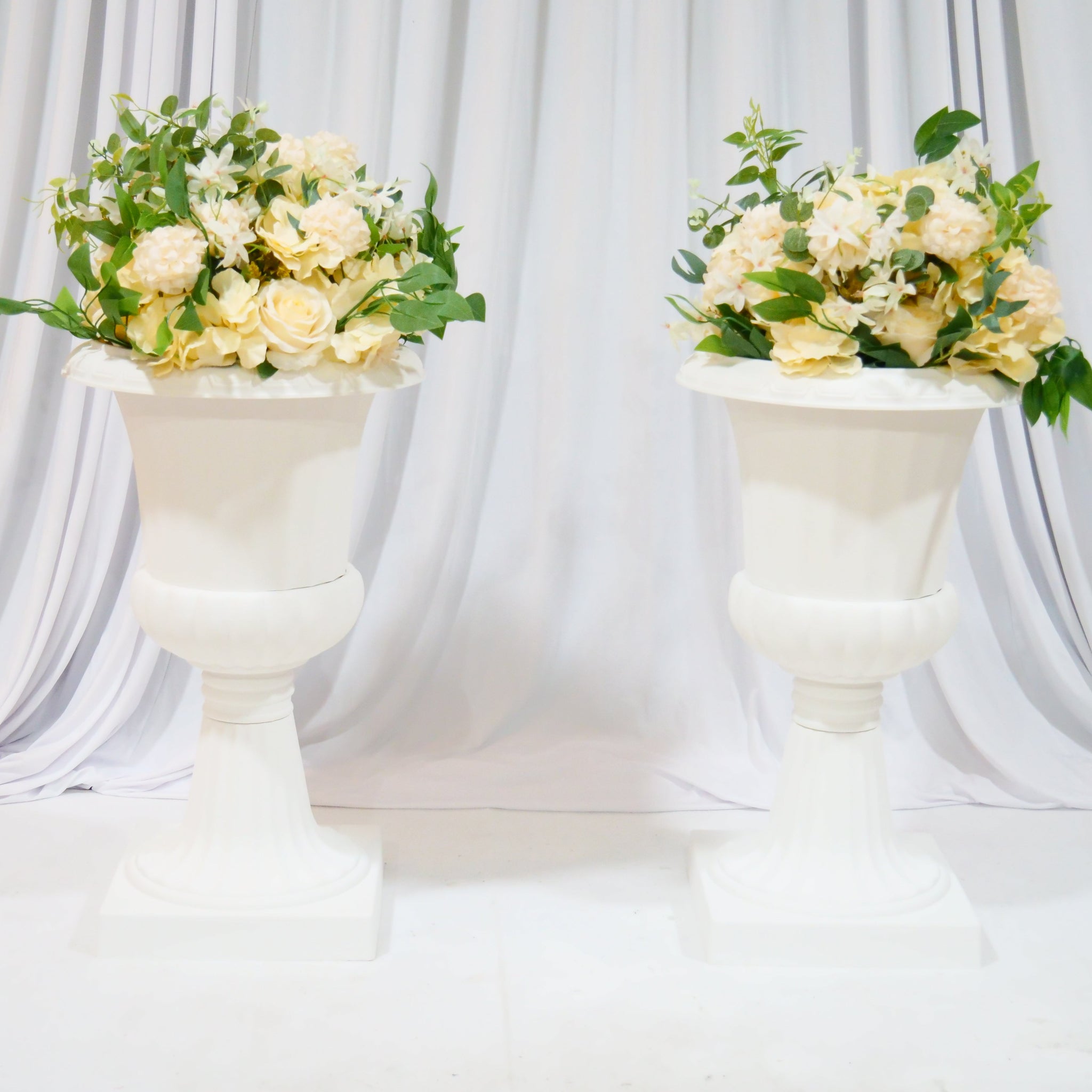 Location - Allée centrale décorée - Vasile 67