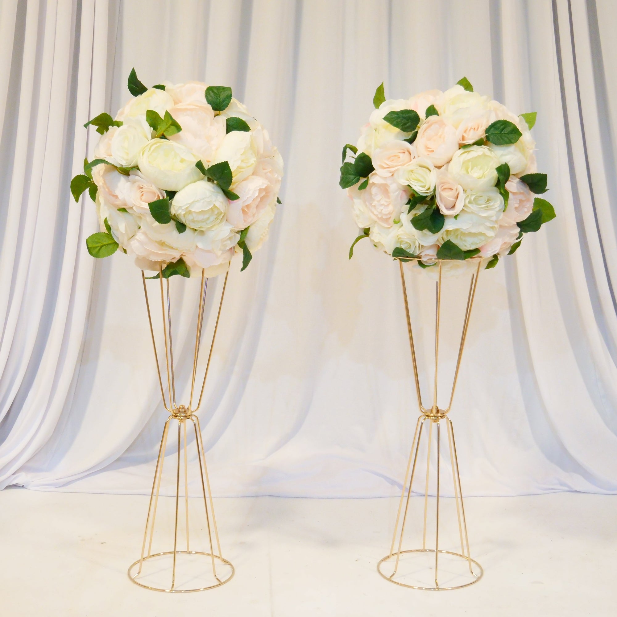 Location - Allée centrale décorée - Trompette 60