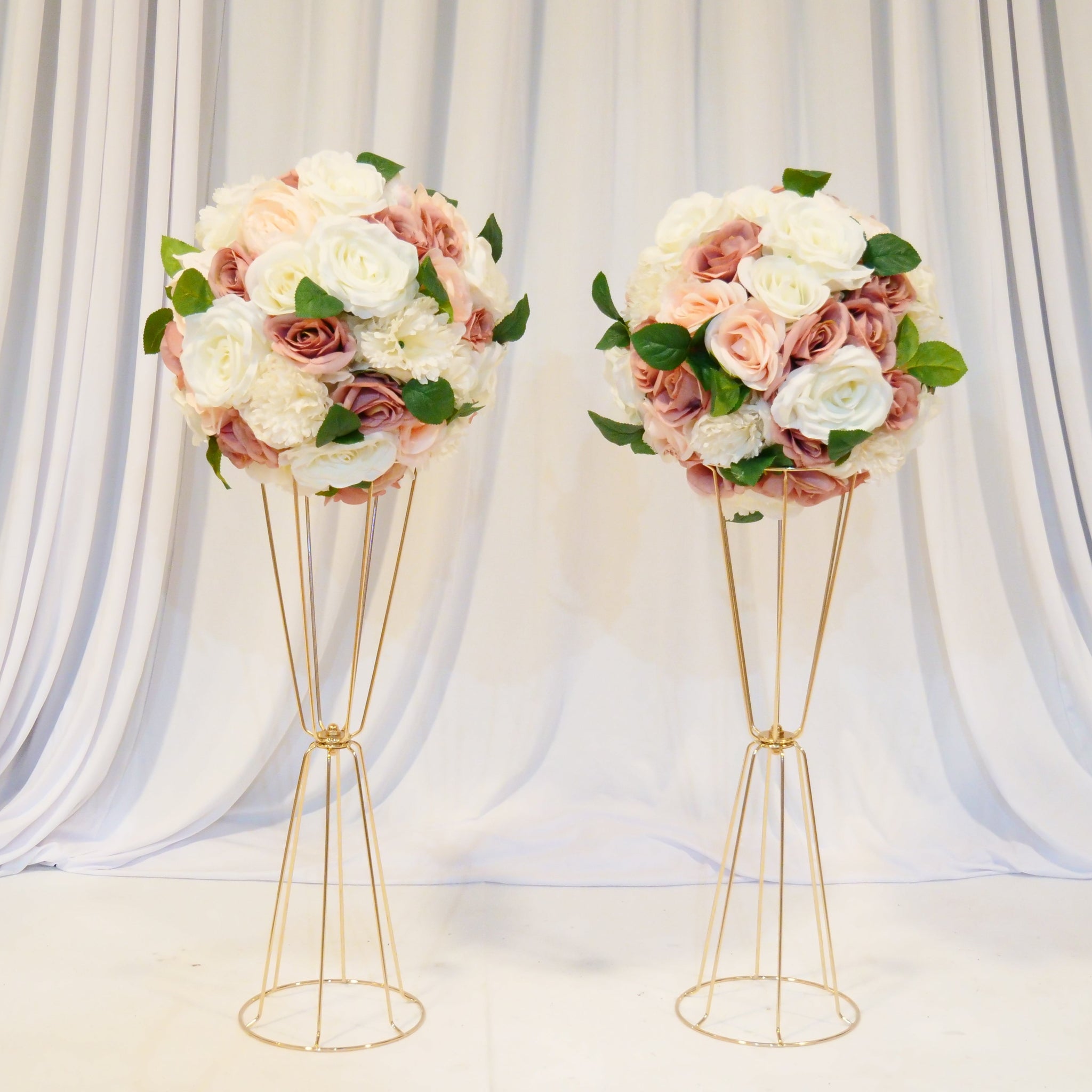 Location - Allée centrale décorée - Trompette 60