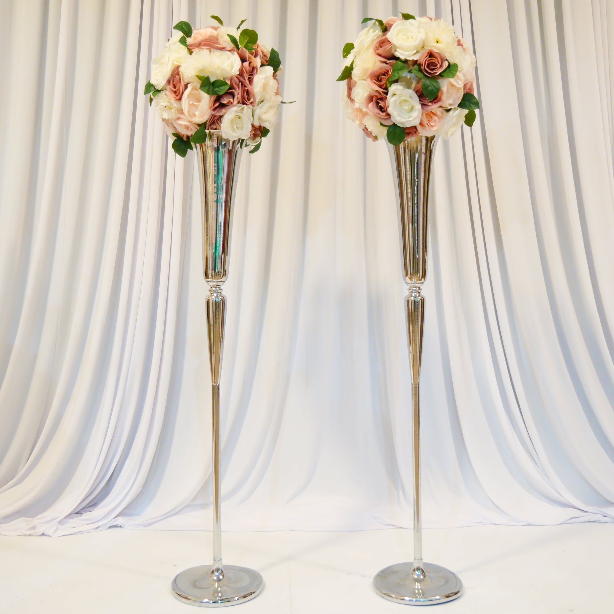 Location - Allée centrale décorée - Imagine argenté