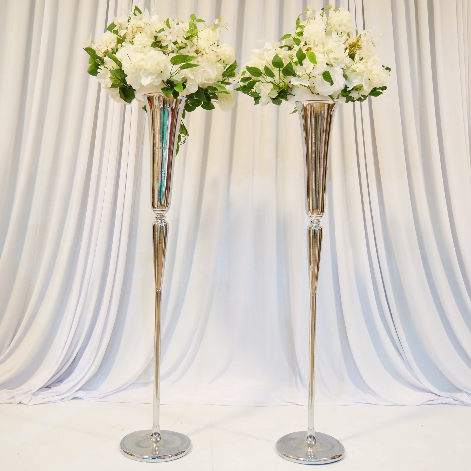 Location - Allée centrale décorée - Imagine argenté