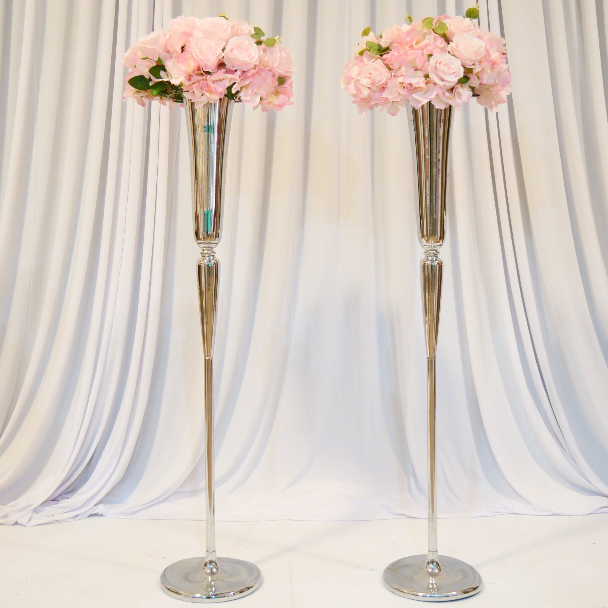 Location - Allée centrale décorée - Imagine argenté