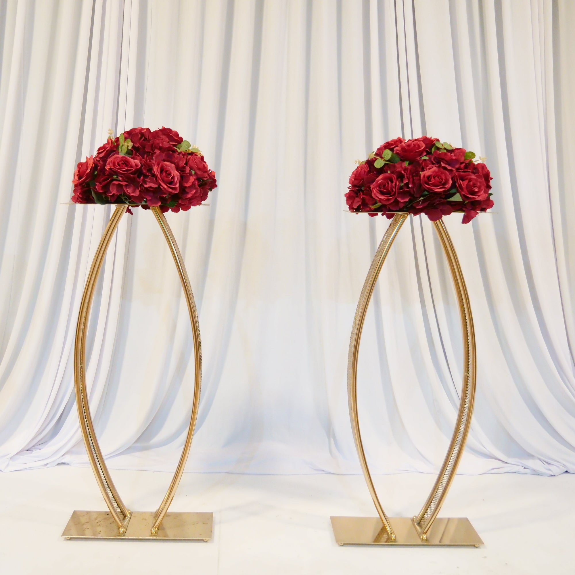 Location - Allée centrale décorée - Likes Doré