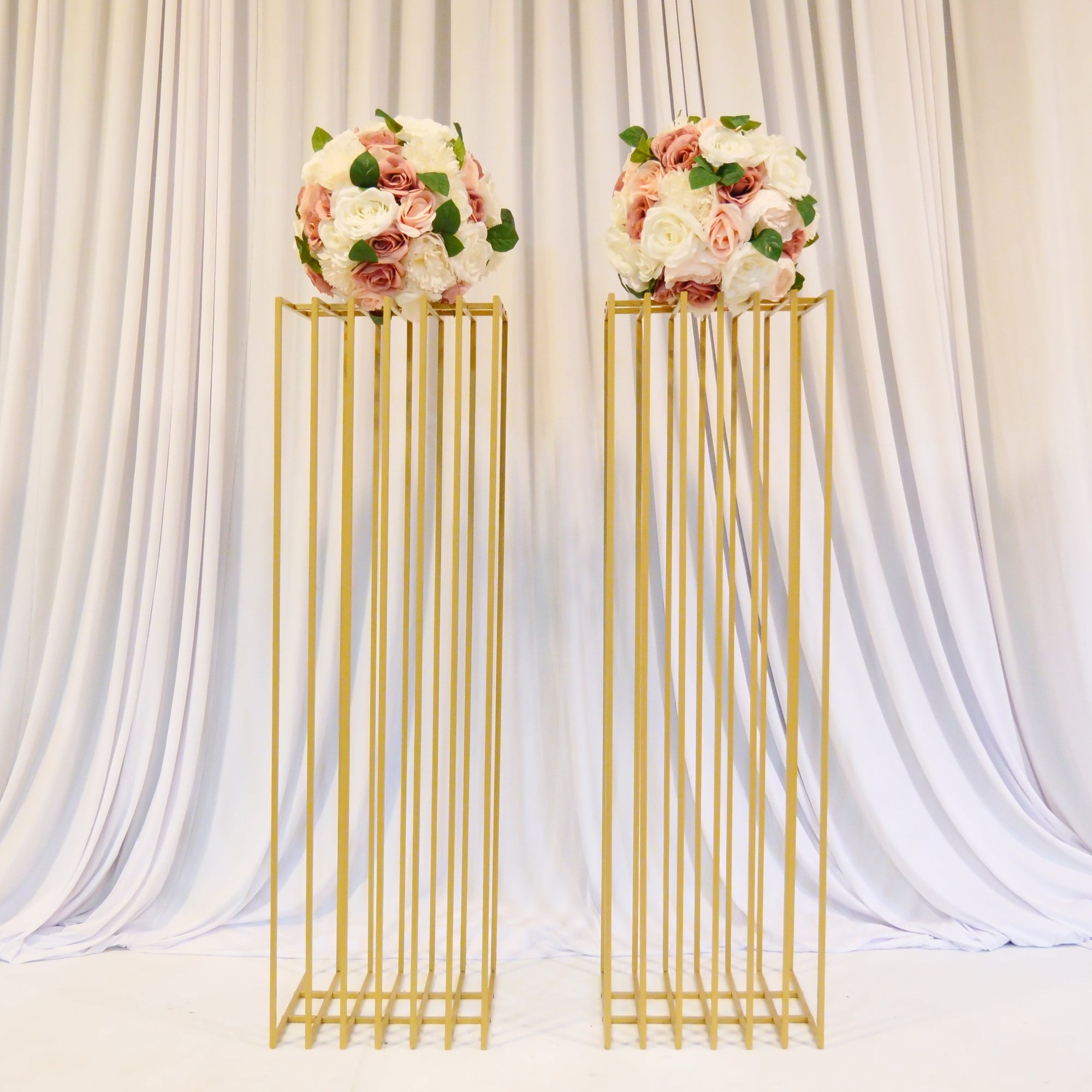 Location - Allée centrale décorée - Crête Doré