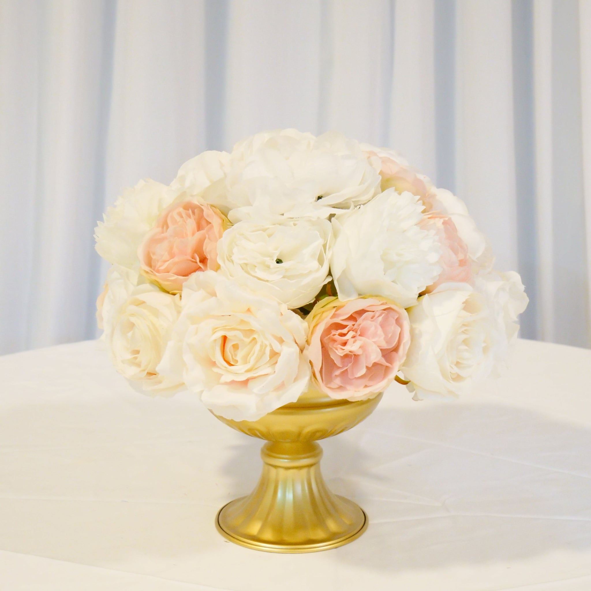 Location - Boule De Fleurs Artificielles Blanc Ivoire Et Rose 32 Cm