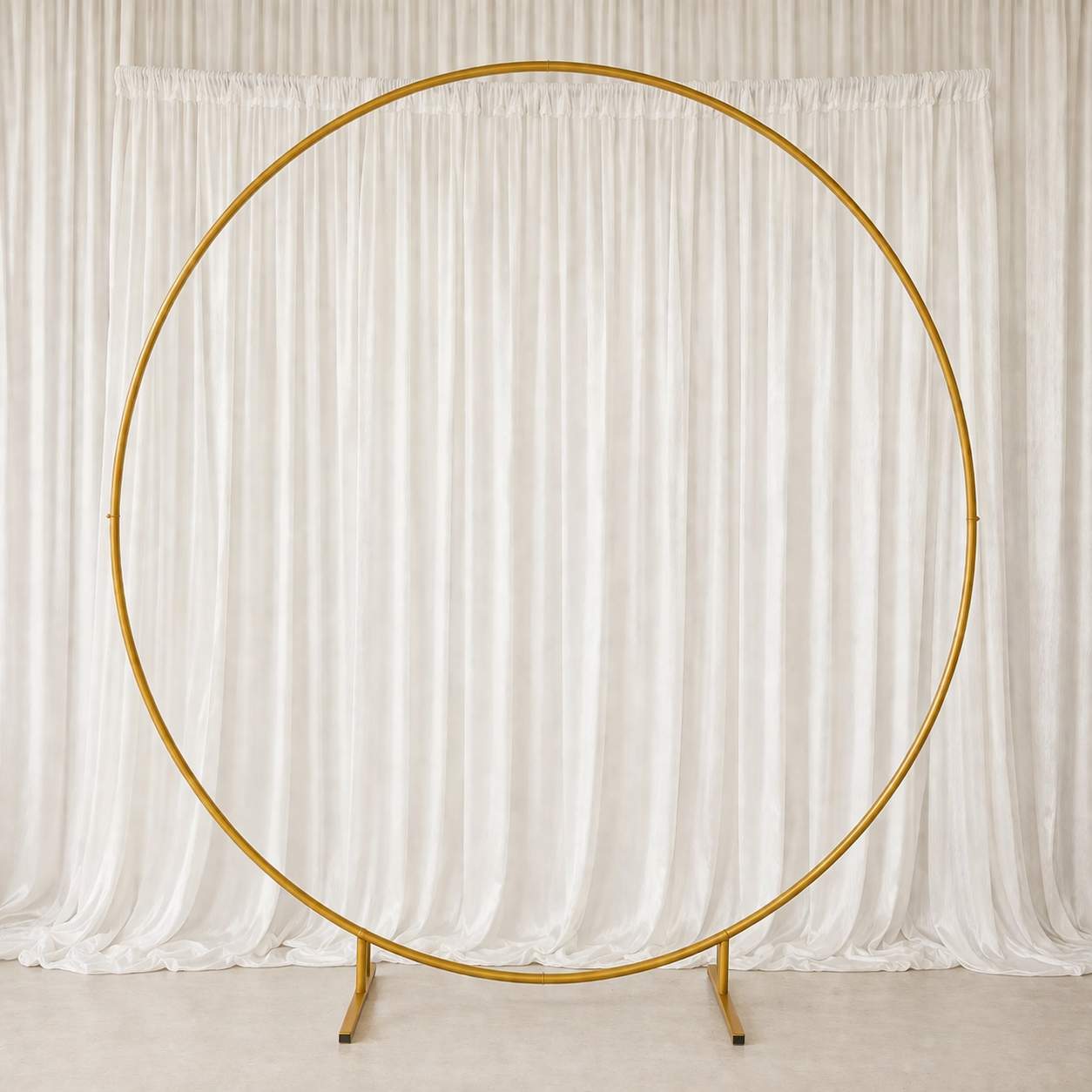 Location - Arche Ronde en Métal dorée 230cm