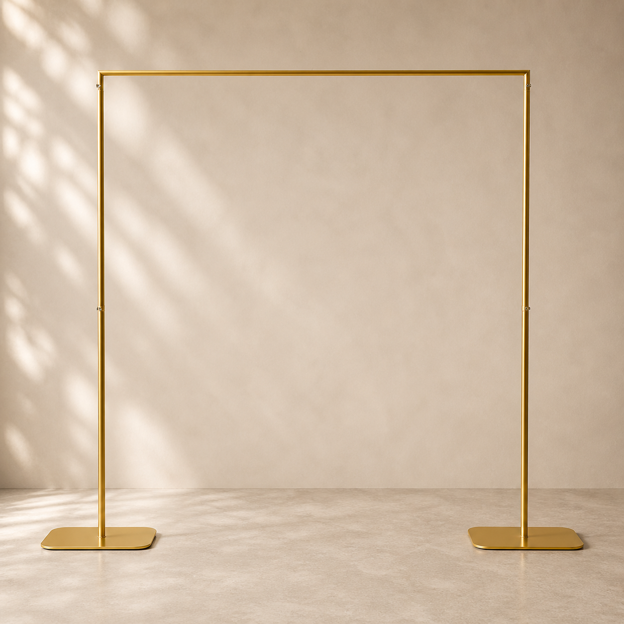 Location - Arche Carrée Dorée en Métal - 220cm