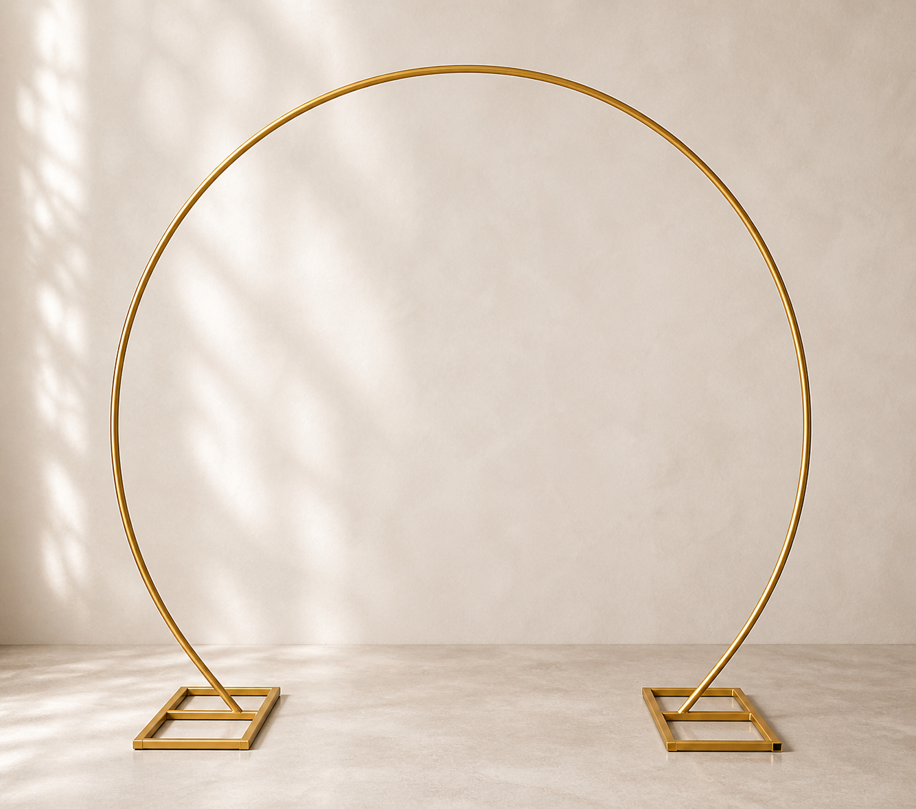 Location - Structure arche dorée pour ballons et fleurs 243cm