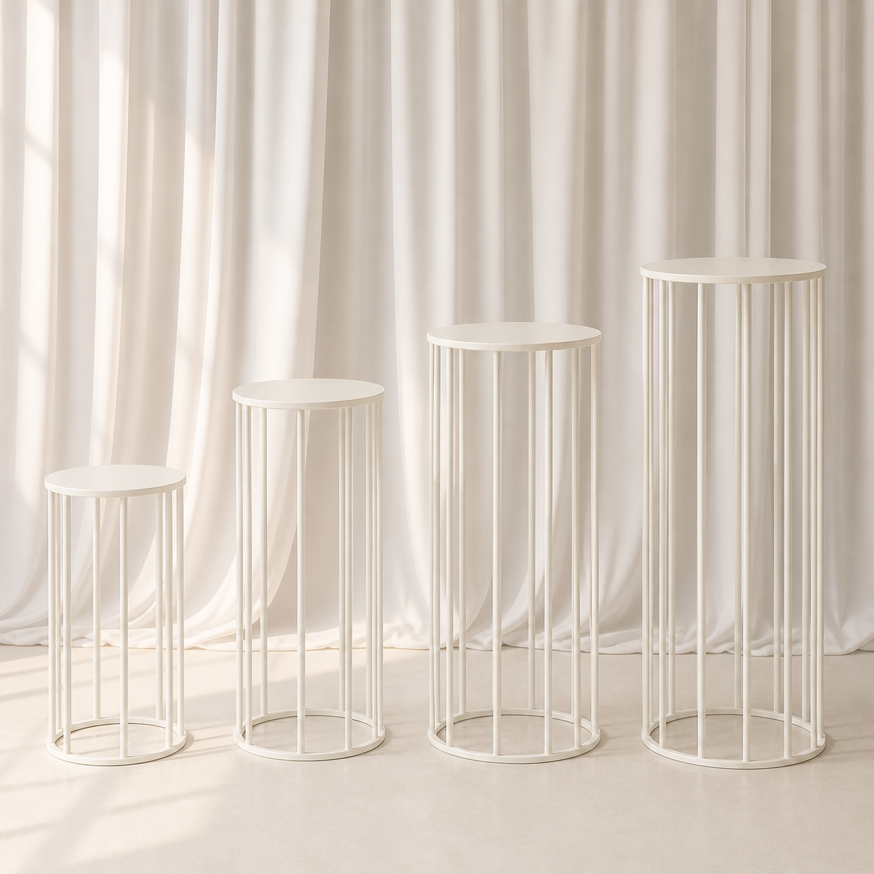 Location - Lot de 4 sellettes rondes en Métal de couleur blanc Premium [SELROMETBLX4]