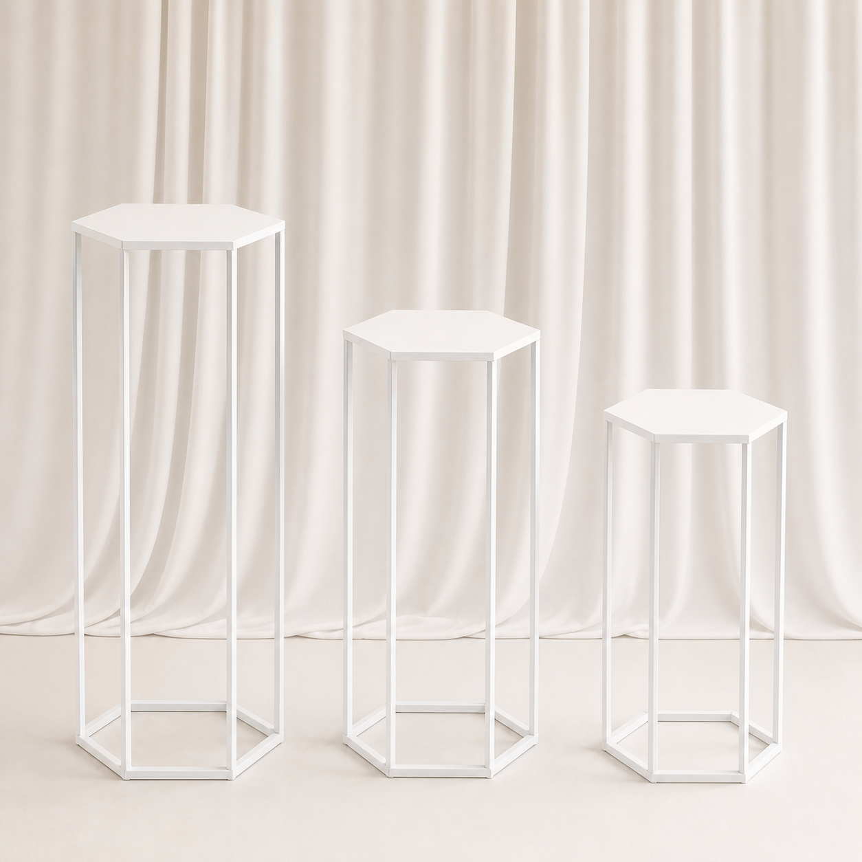 Location - Lot de 3 sellettes hexagonales en Métal de couleur blanc [SELHEXBLAX3]