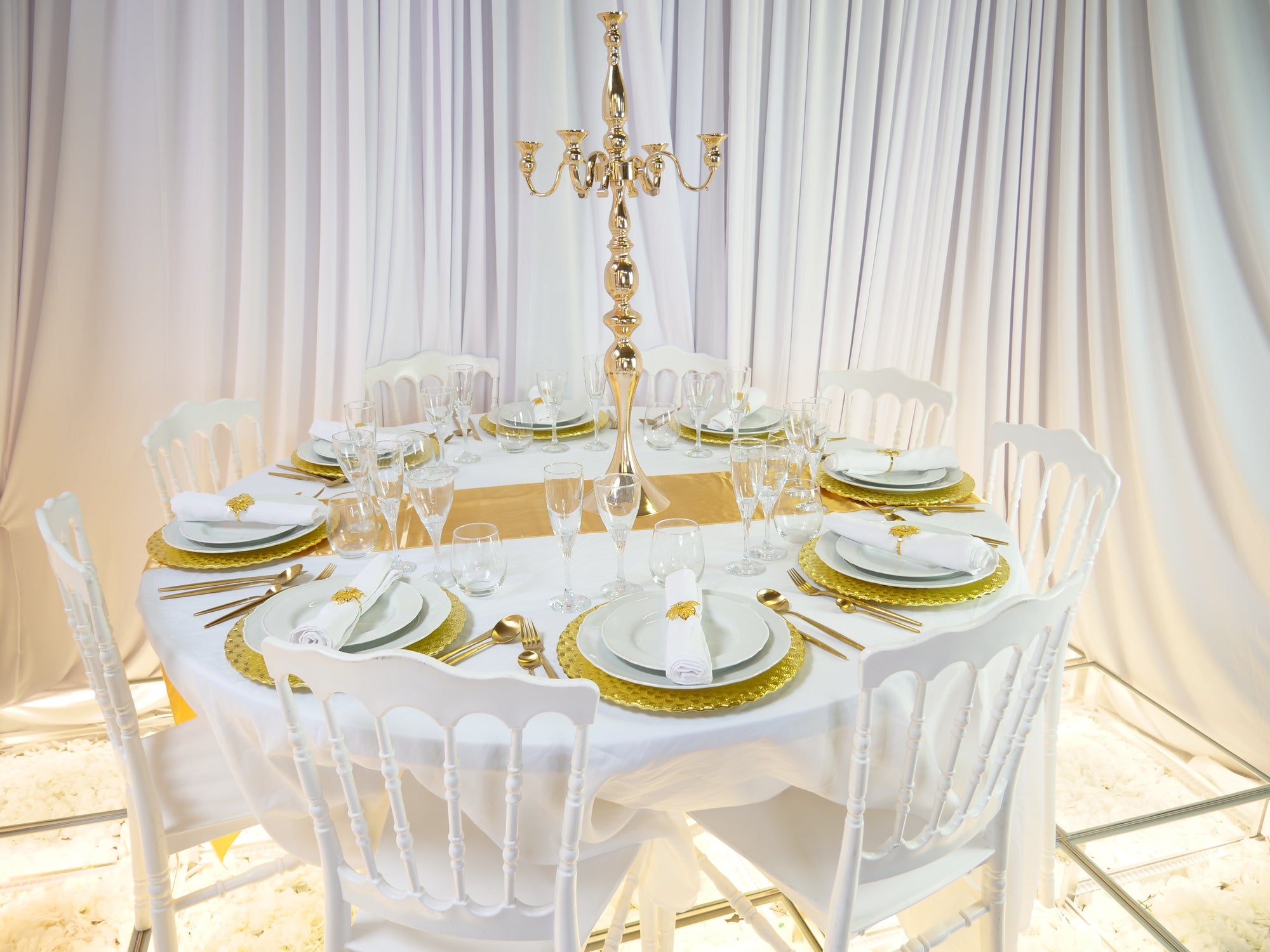 Location - [Table garnie PAP] Table garnie ronde 10 personnes - Harmonie Dorée