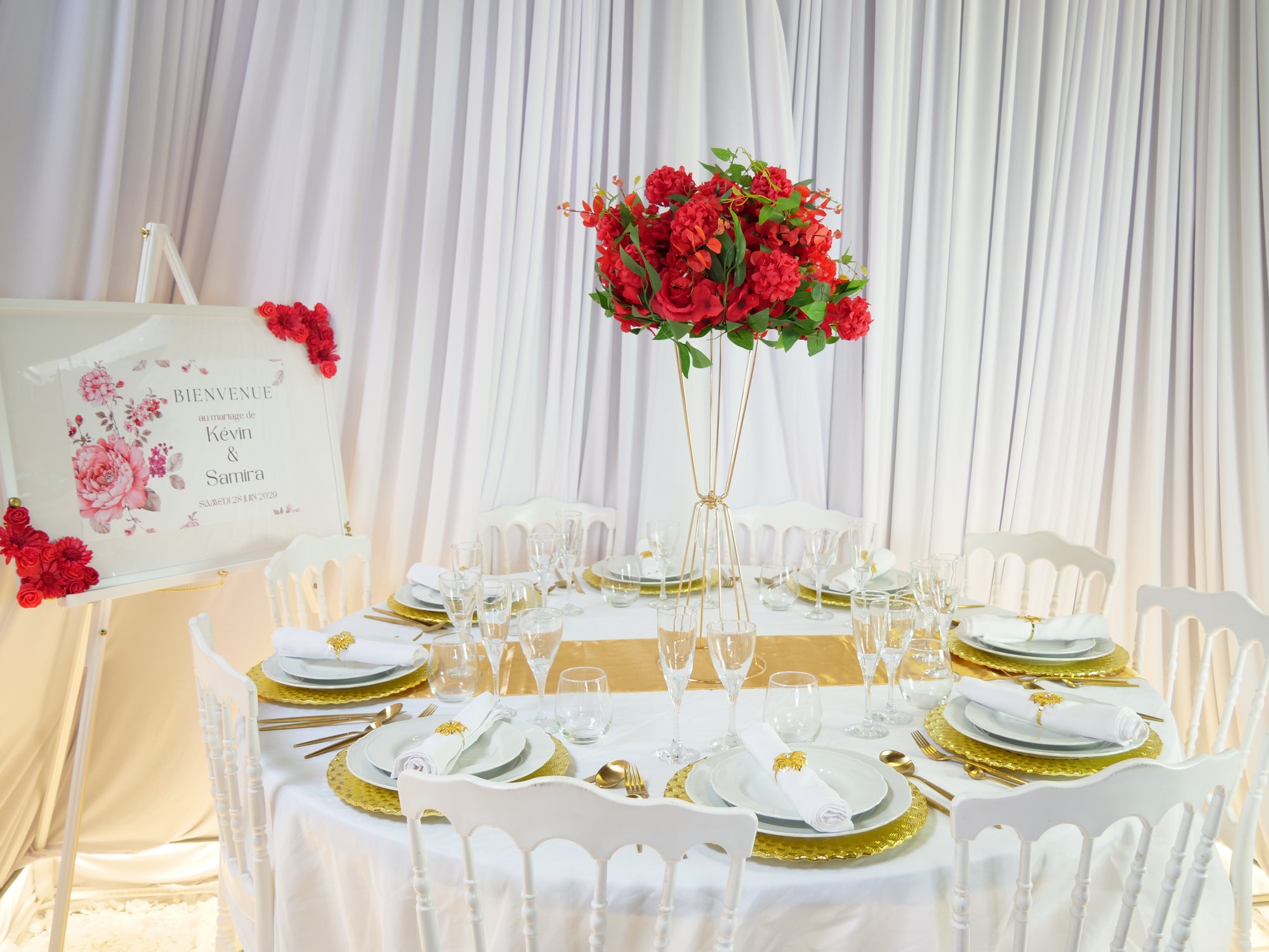 Location - [Table garnie PAP] Table garnie ronde 10 personnes - Cercle Enchanté