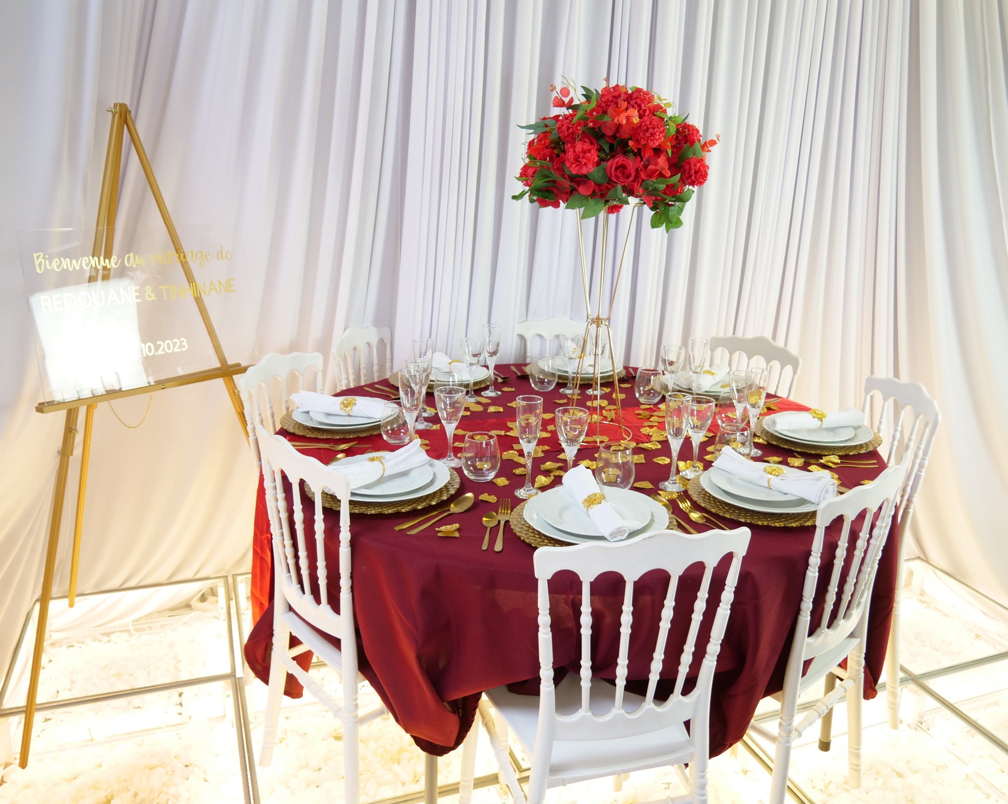 Location - [Table garnie PAP] Table garnie ronde 10 personnes - Ronde Bordeaux