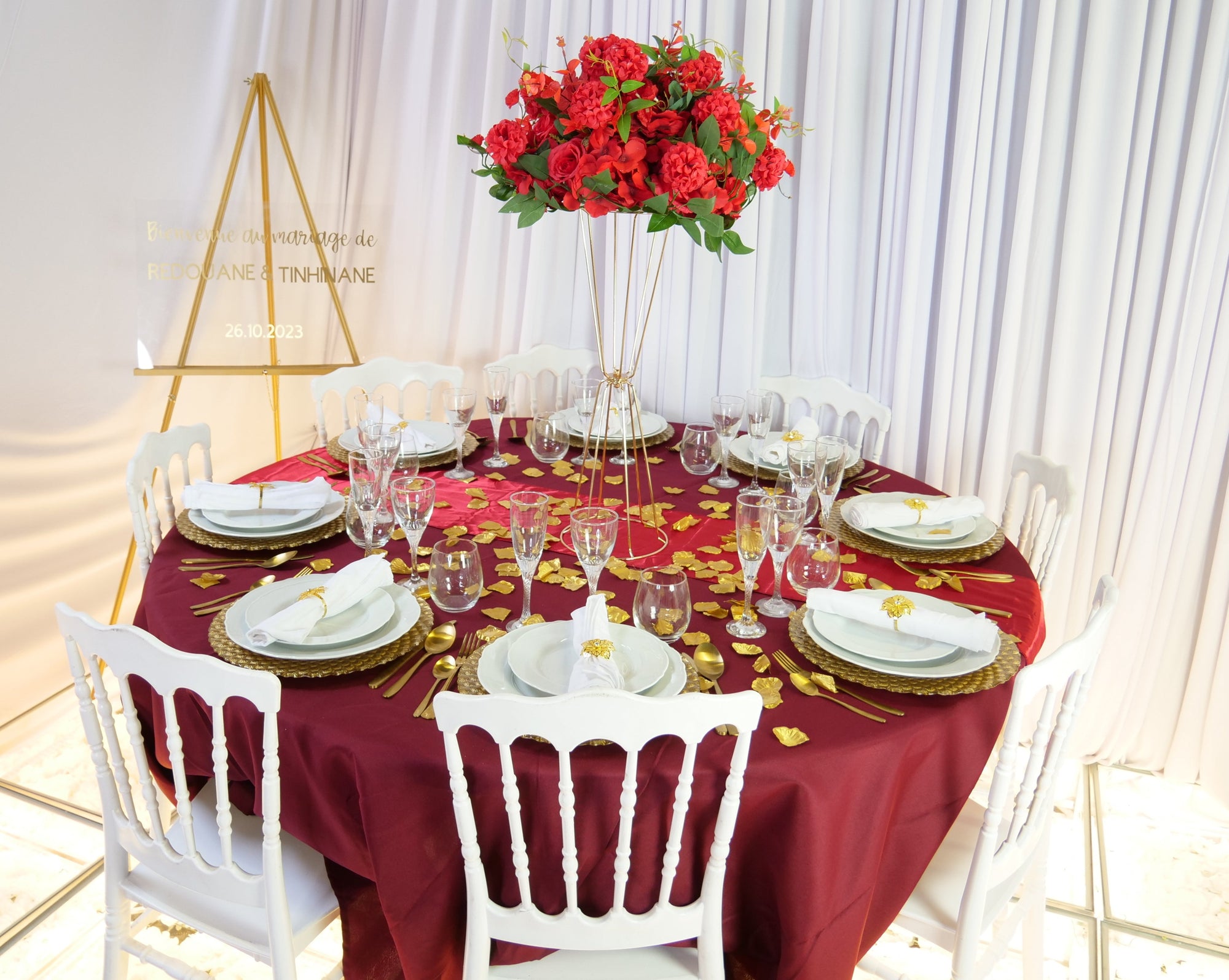 Location - [Table garnie PAP] Table garnie ronde 10 personnes - Ronde Bordeaux