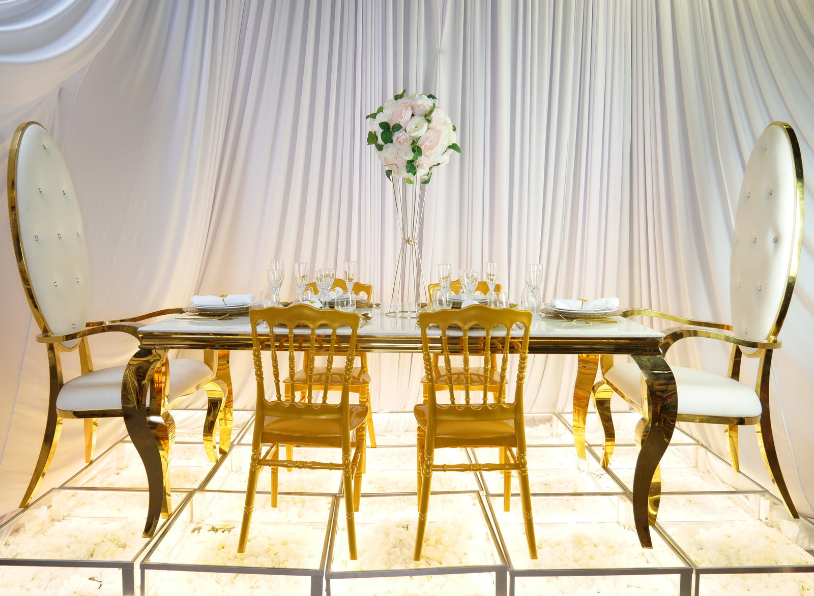 Location - Table d'honneur - table majestueuse pour 8 personnes