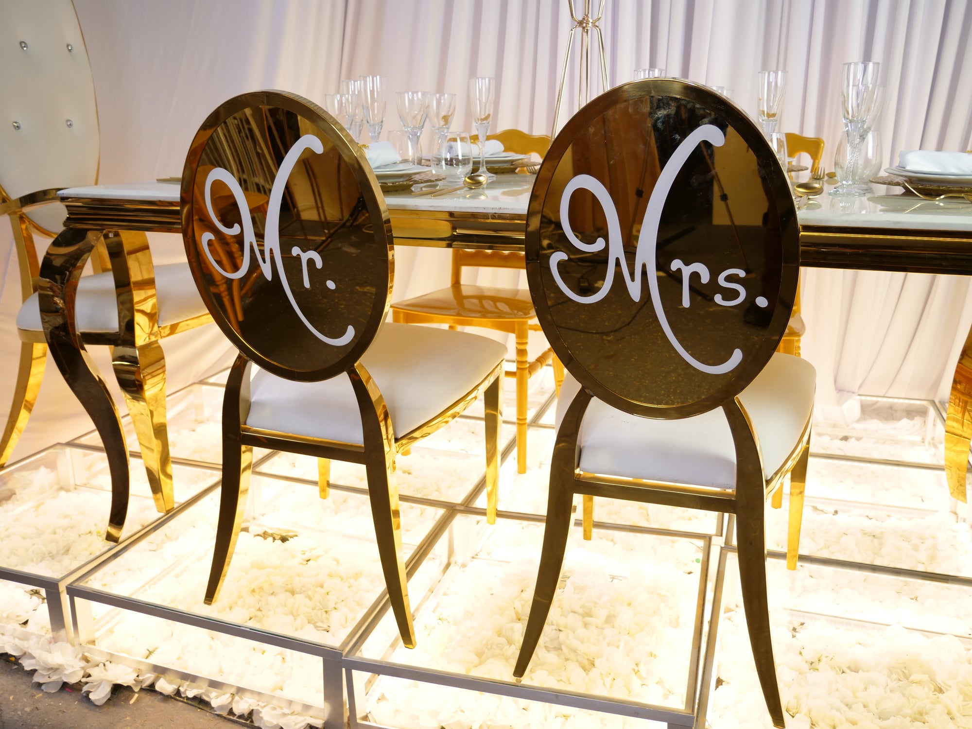 Location - Table d'honneur - table majestueuse pour 8 personnes