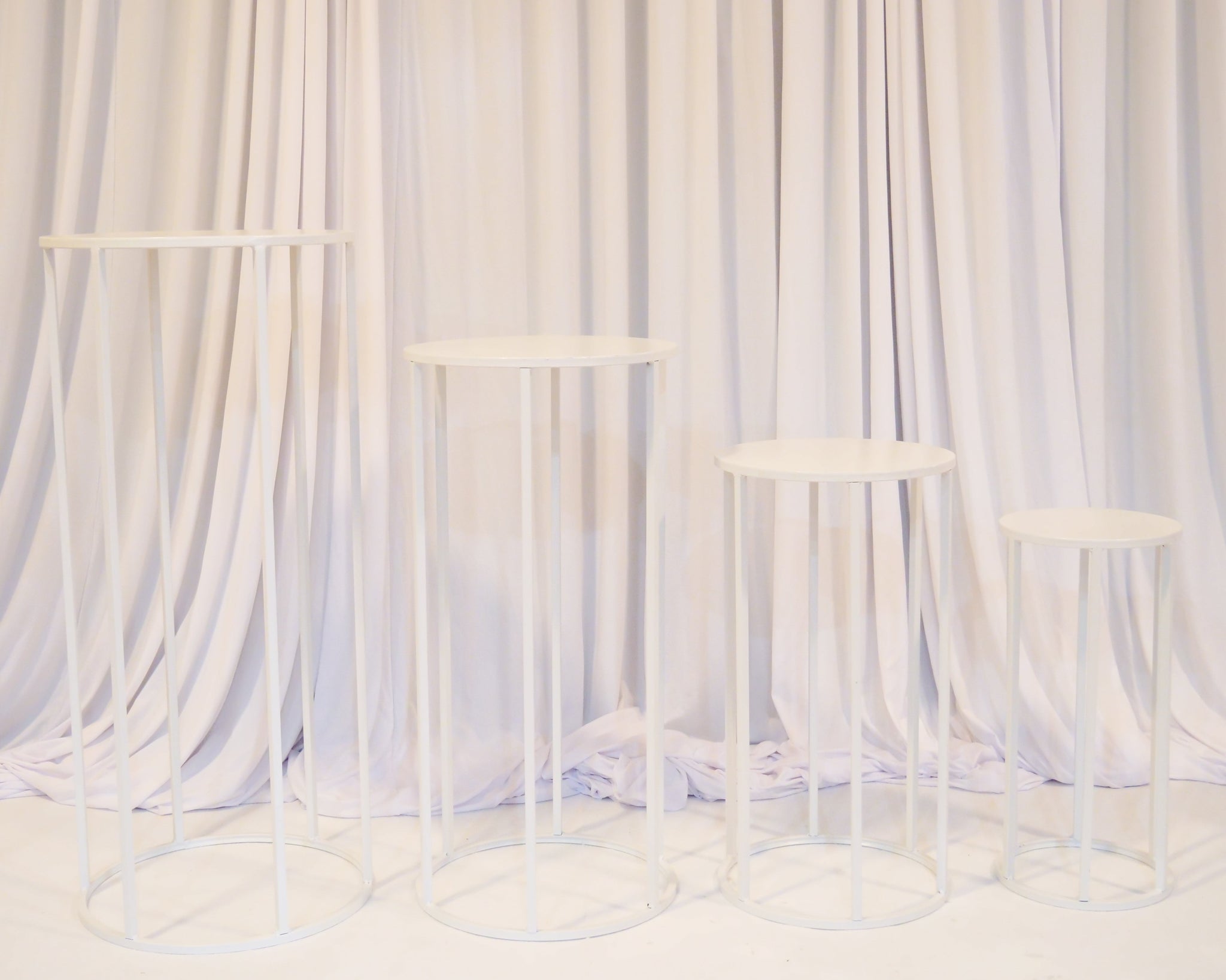 Location - Lot de 4 sellettes rondes en Métal de couleur blanc Premium